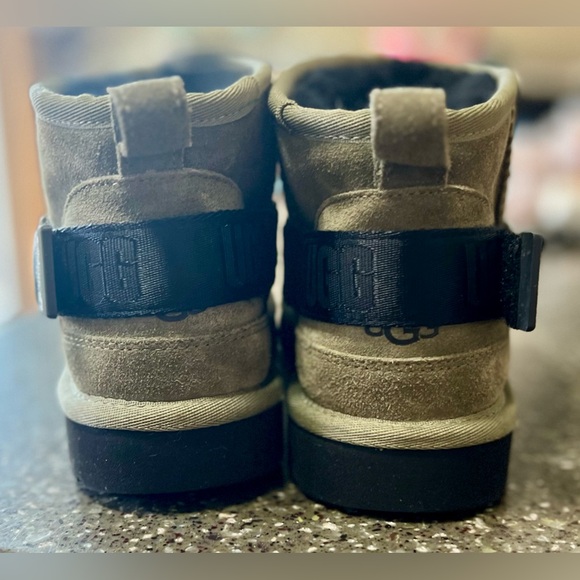 UGG AUS Classic Ultra Mini Hybrid Shoes Sneakers Boots Winter Suede Fur Cozy